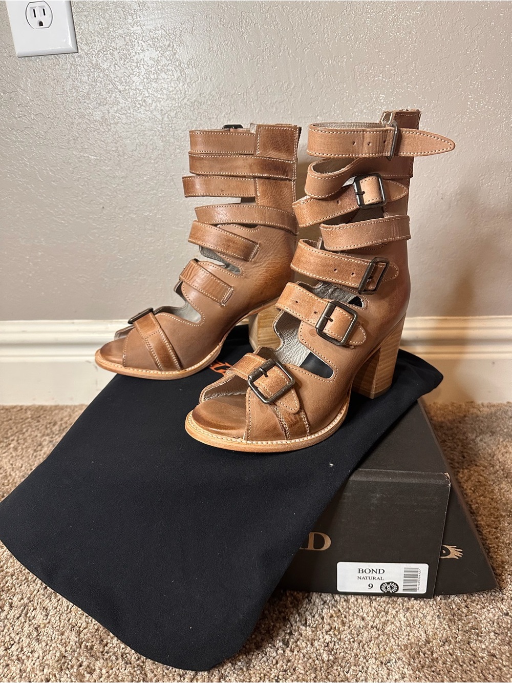 New Freebird Bond Boots - Size 9